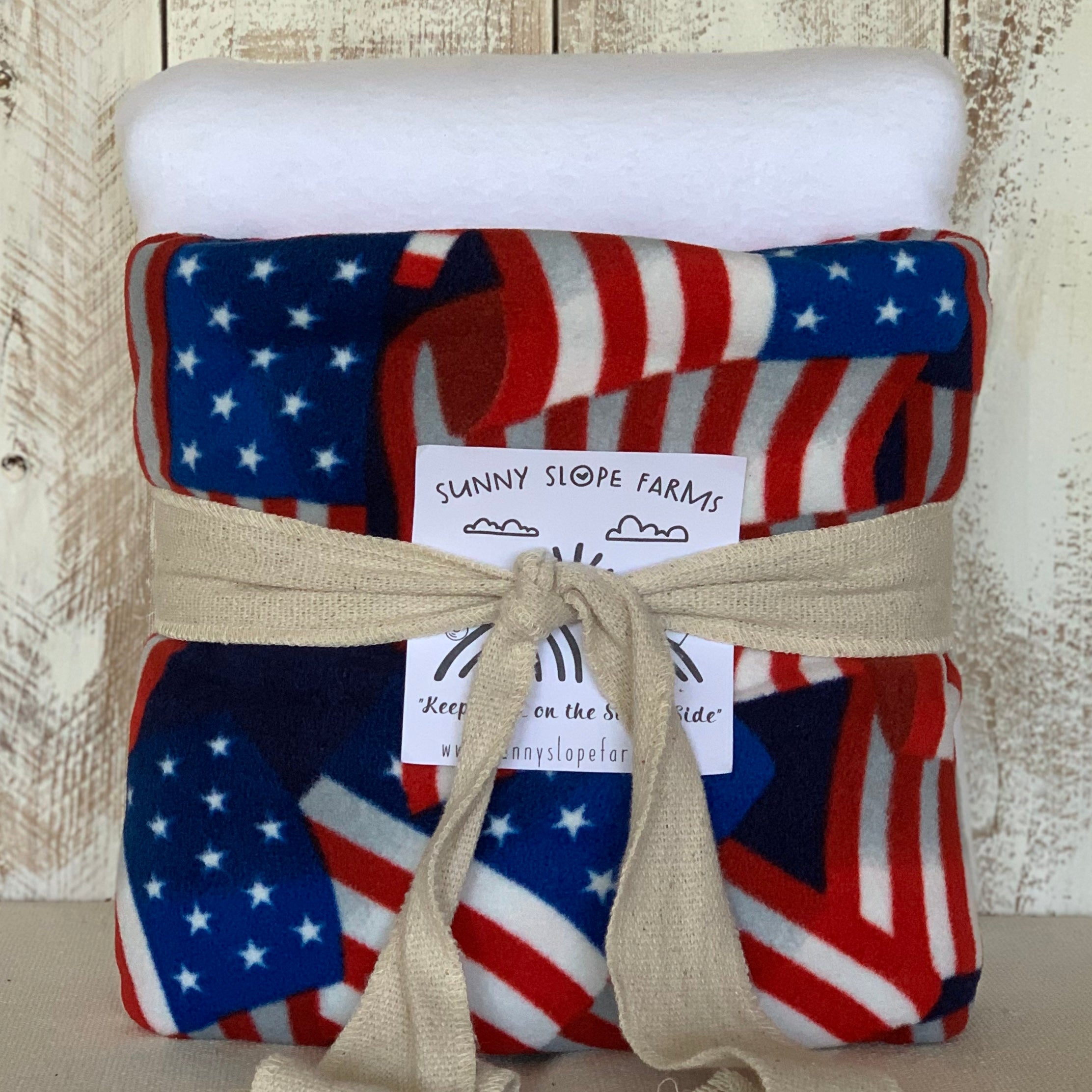 No Sew Blanket Kit - American Flag - Personalization Available