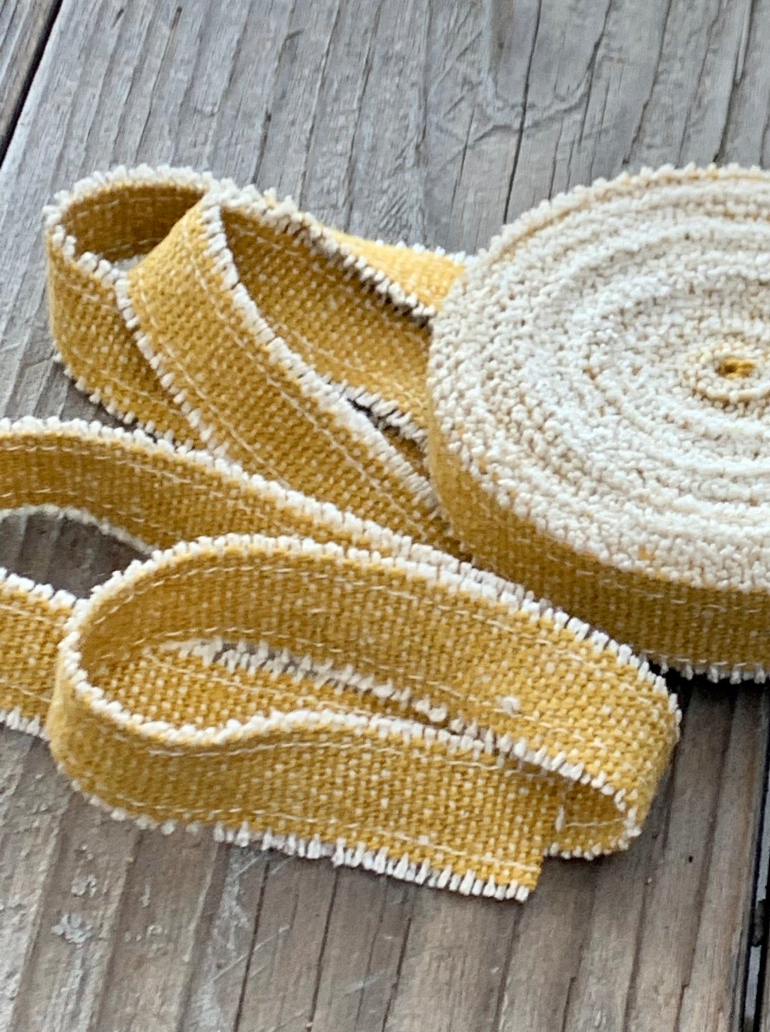 Grain Sack Ribbon - Butter Yellow & Cream - Frayed Edge - 3/4" Wide