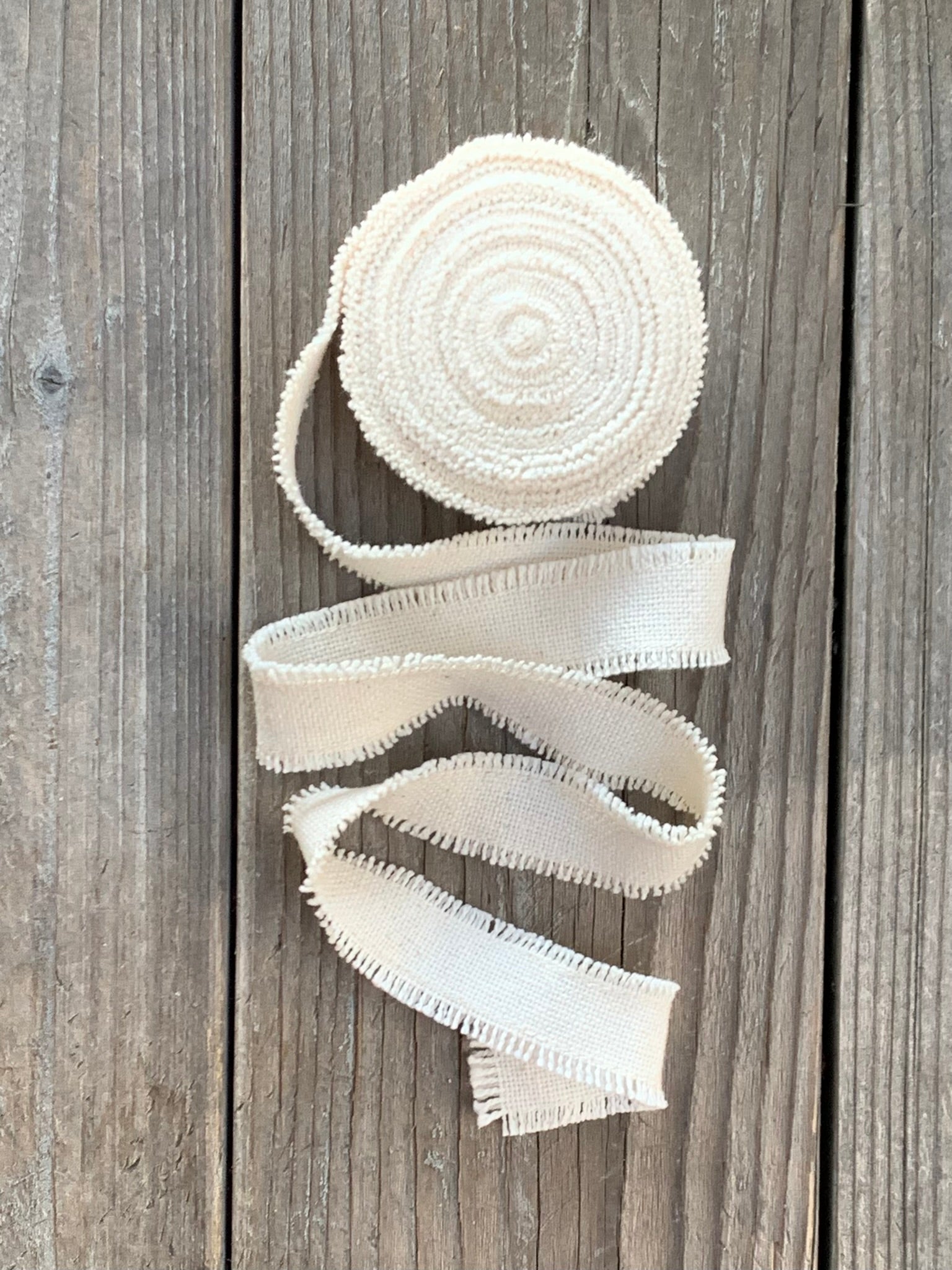 Grain Sack Ribbon - Natural Cream Frayed Edge - 1" Wide