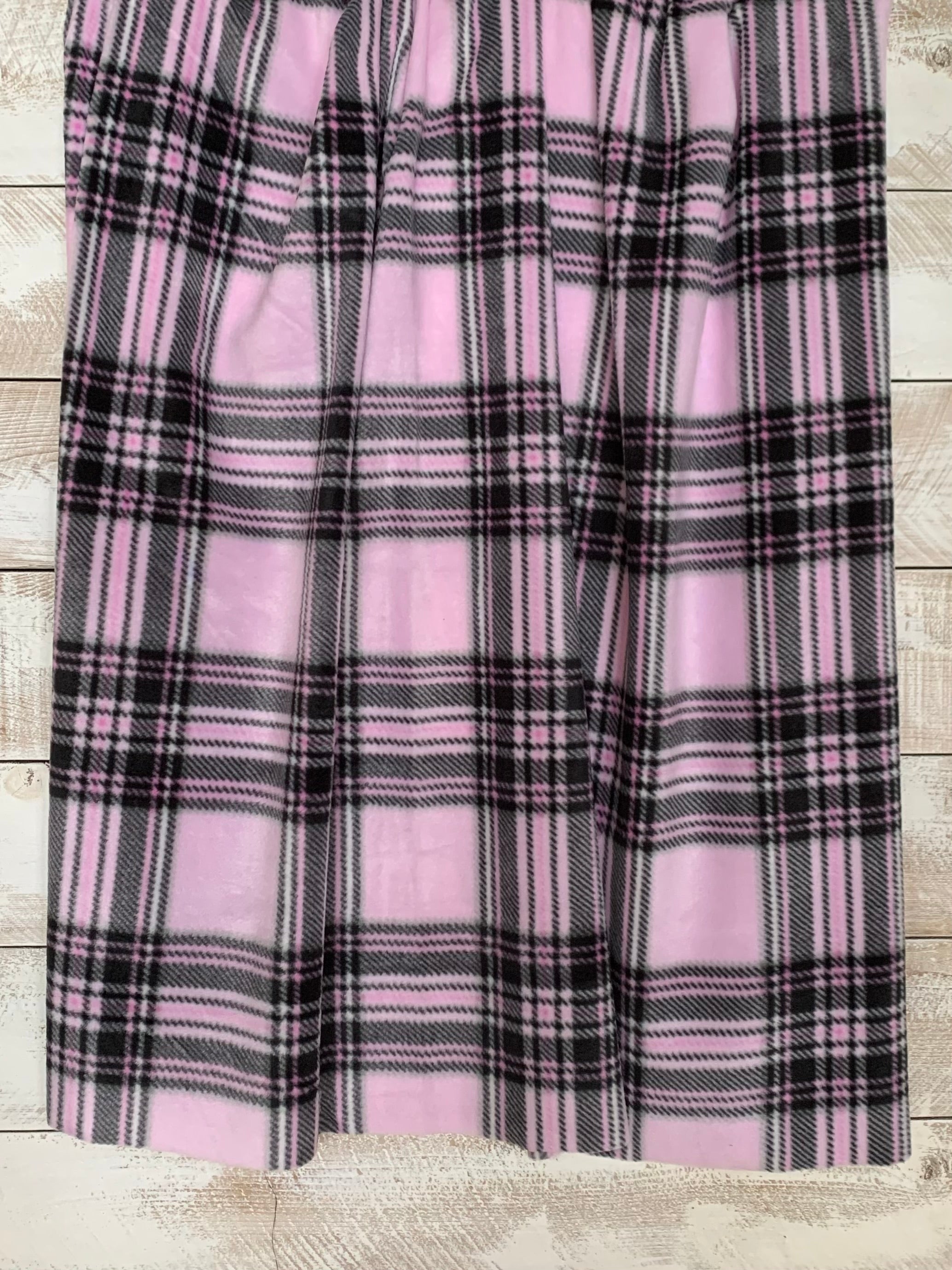 No Sew Blanket Kit - Black and Pink Plaid - Personalization Available