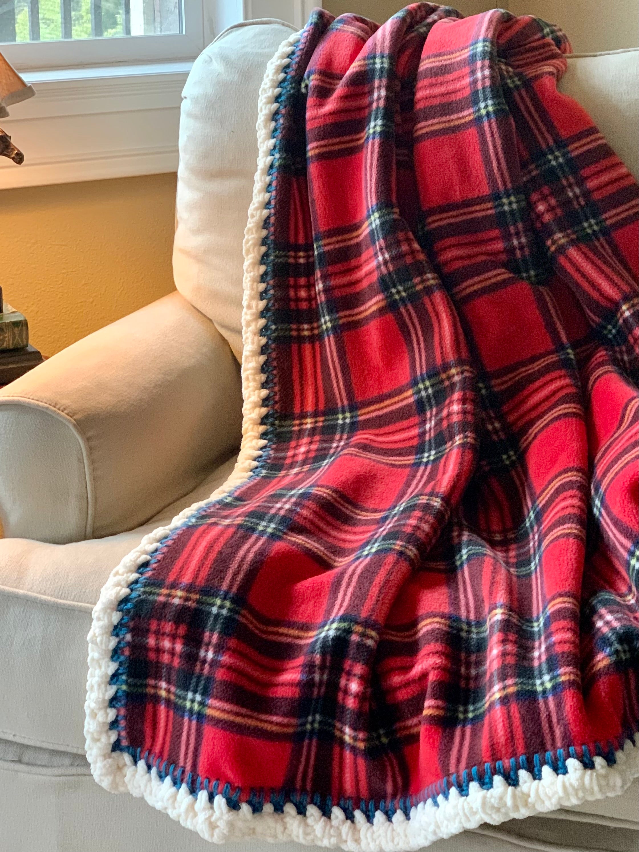 Crochet Edge Red Tartan Plaid Fleece Blanket