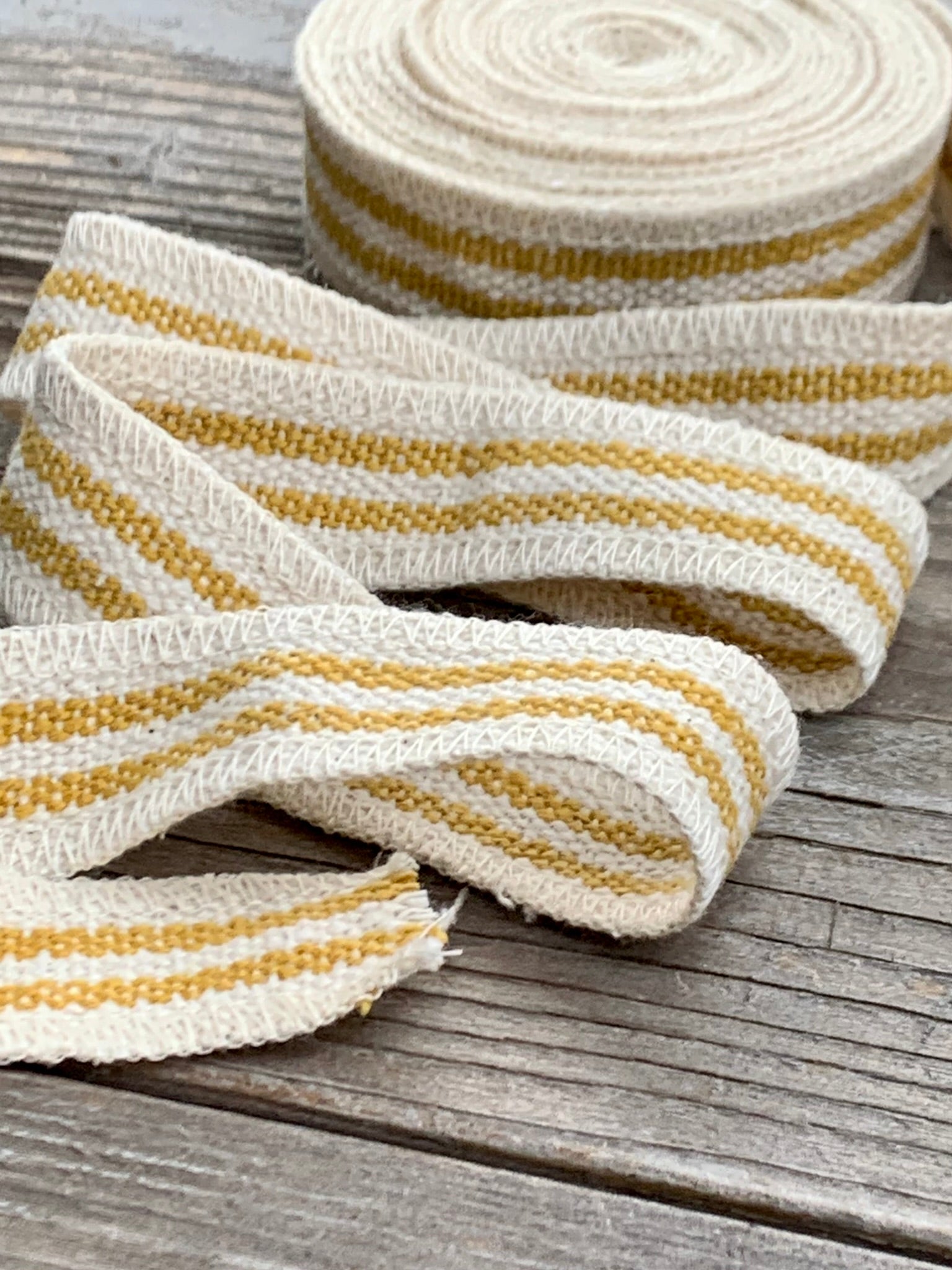 Grain Sack Ribbon - Butter Yellow and Cream - 1" Wide